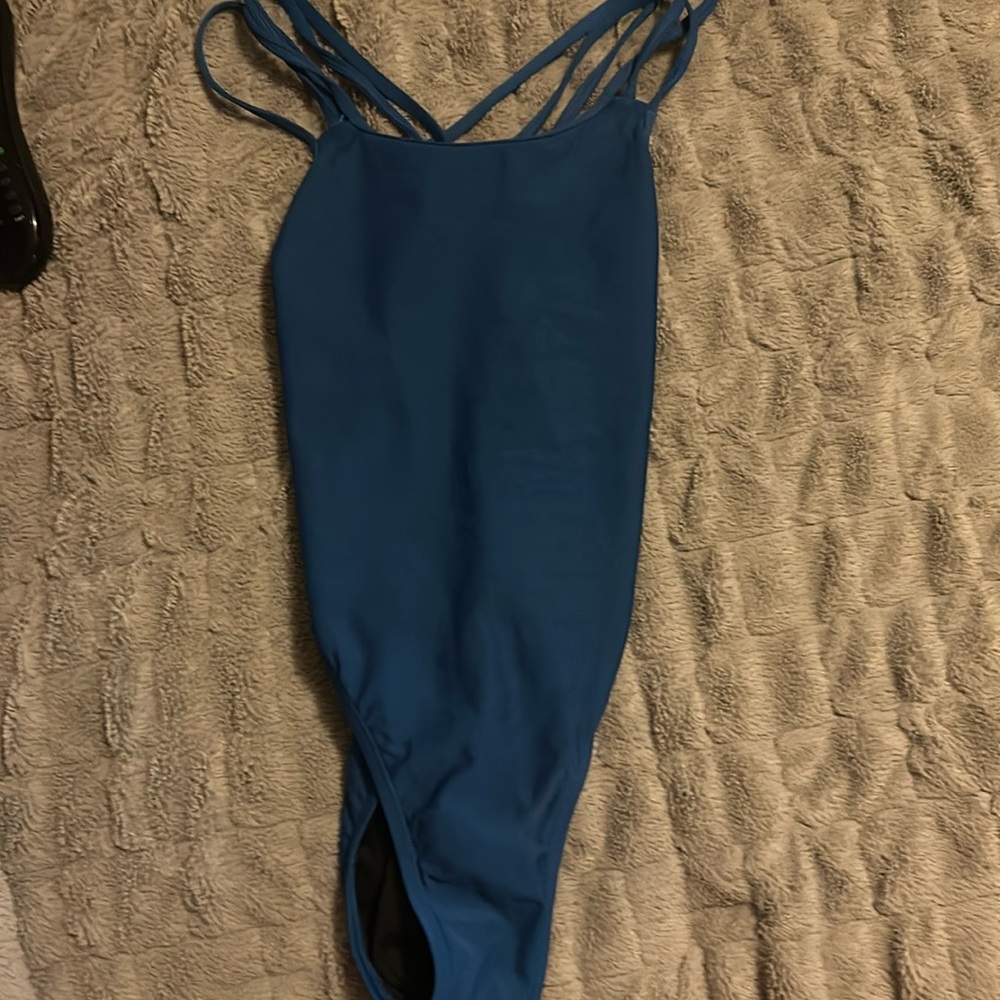 Blue jolyn tripe strap, size 26